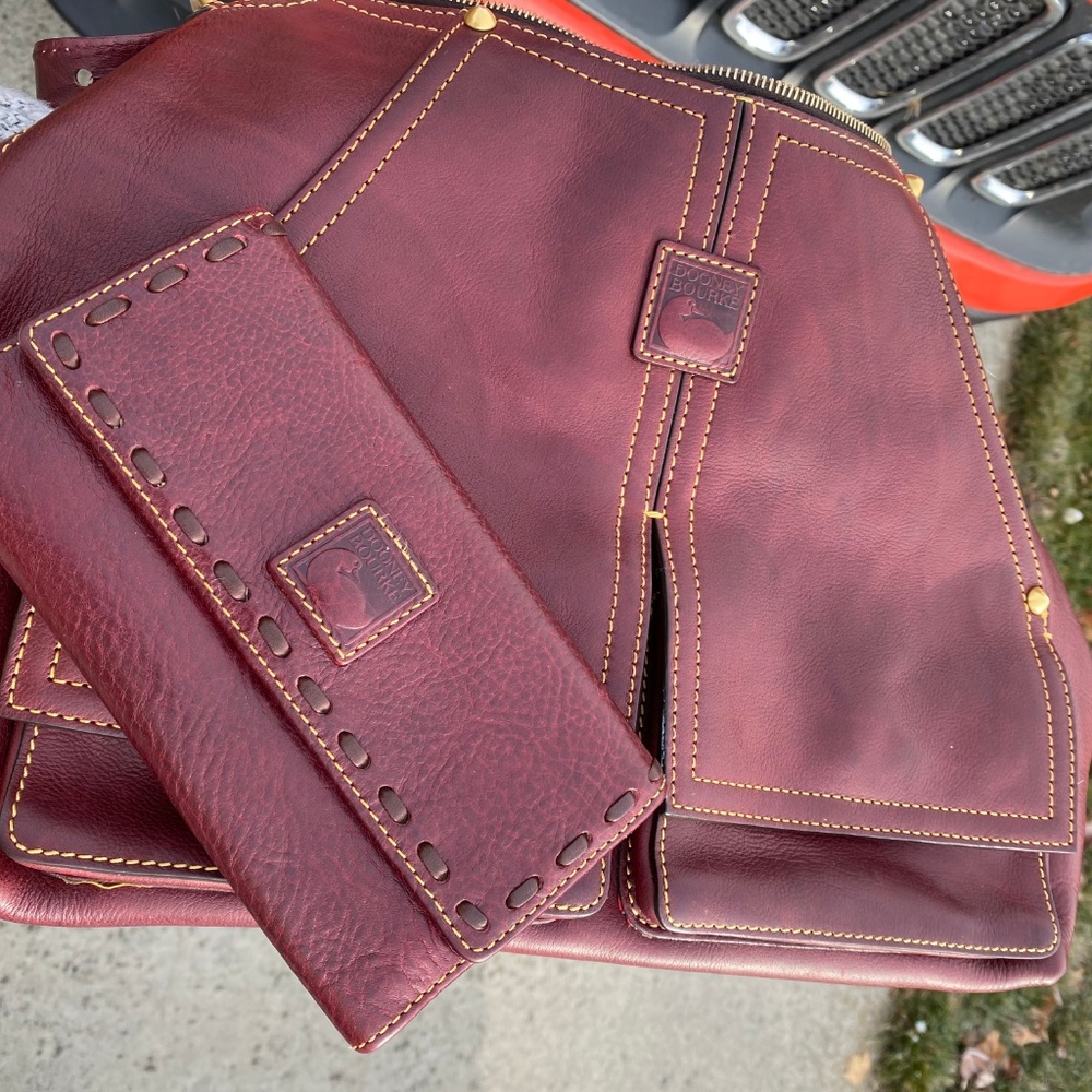 Dooney and Bourke - Kingston - Red